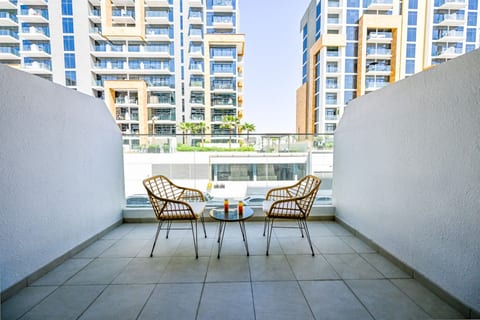 Cozy Studio with balcony | 10 minutes from center
