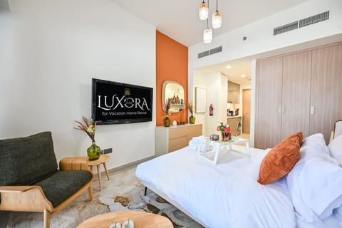 Luxury Studio with Pool | 10 min from the center