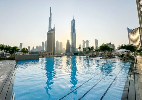 Burj Khalifa View | Luxury 2BR | Gym&Pool