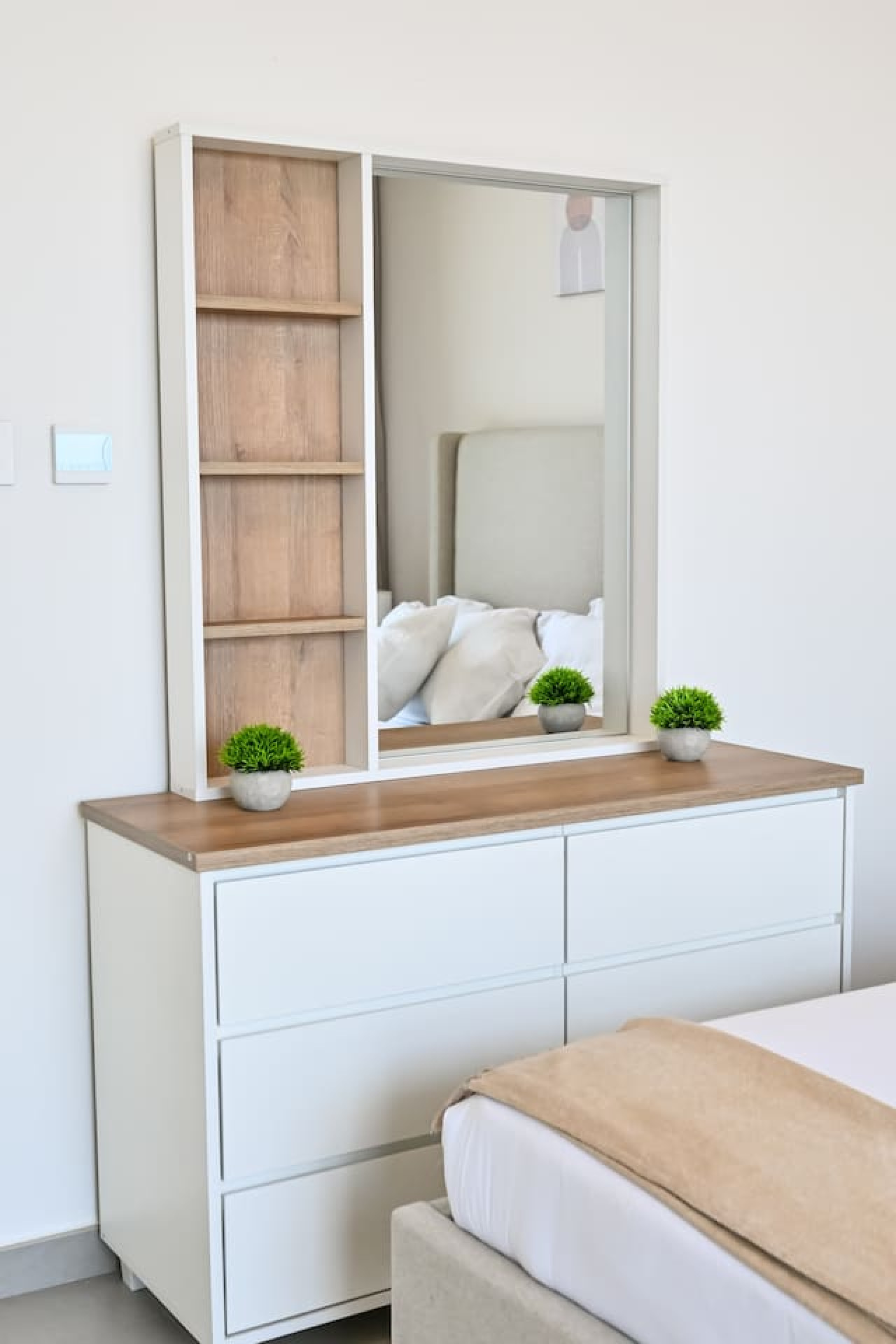 burj-khalifa-view-or-luxury-2br-or-gymandpool/