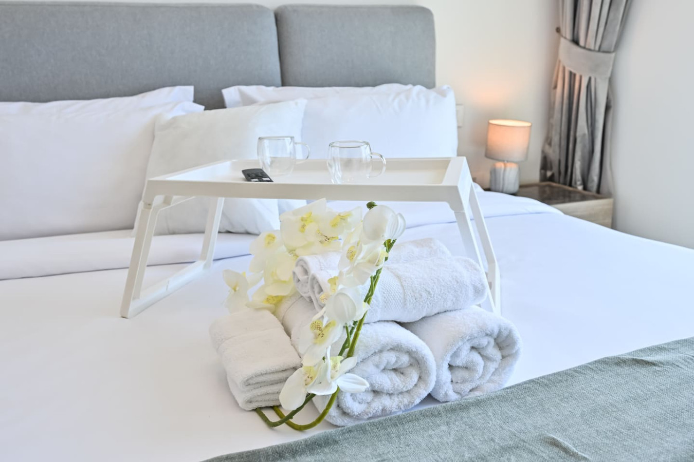 burj-khalifa-view-or-luxury-2br-or-gymandpool/