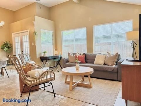 UNL-2BD Katy Stylish StayIFast Wi-Fi,Prime Locatio