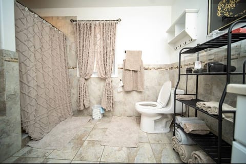 Shawmont Chateau Safari Suite