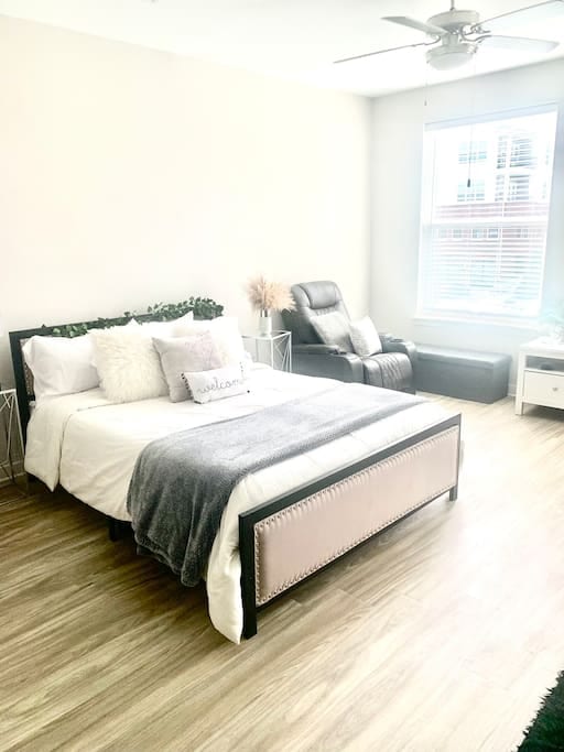 Estudio Nuevo - Cama Queen - Tucker GA - Tucker