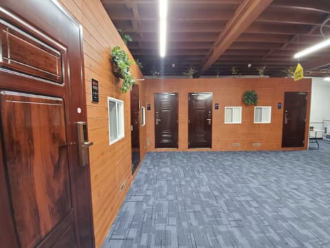 Best Private Room in Downtown | Free Coffee
