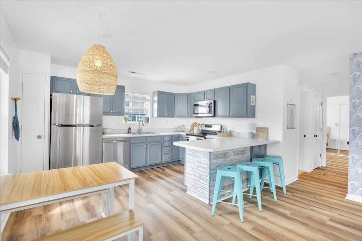 Centennial @ CB/Sleeps 8/GameRm/Island Greenway
