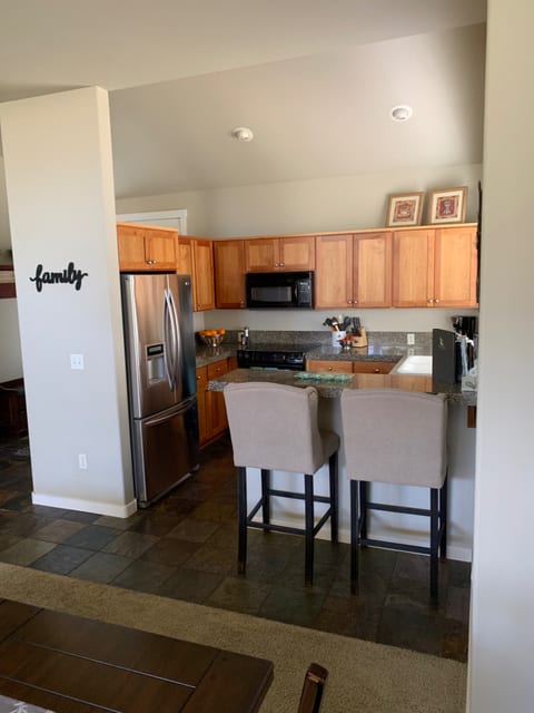 Stunning Eagle Crest Condo 