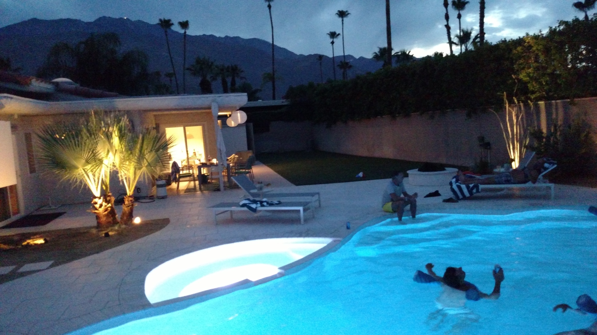 Palm Springs Family Vacation Home - Palm Springs
