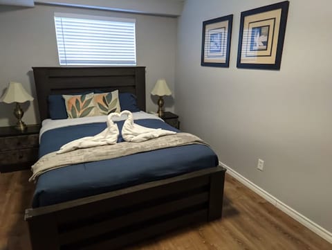 Cozy Private Queen Suite