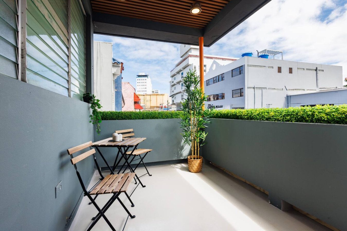 Spain Lagoon | San Juan | Private Patio