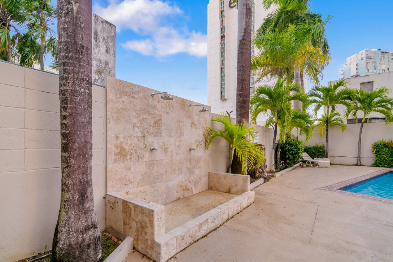 OceanSide - Pool Balcony - Carolina