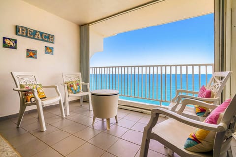 Captain’s Beachfront Luquillo Beach House