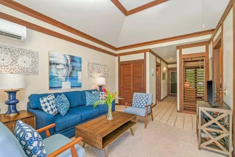 KAUAI | PARADISE GARDEN VIEW | STEPS FROM BEACH!
