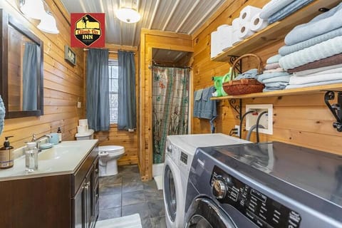 CLIMB ON INN - Apt 2 - Naturally Gorgeous- RRG
