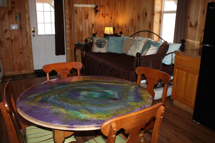 CLIMB ON INN - Apt 2 - Naturally Gorgeous- RRG