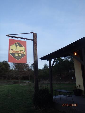 CLIMB ON INN - Apt 2 - Naturally Gorgeous- RRG