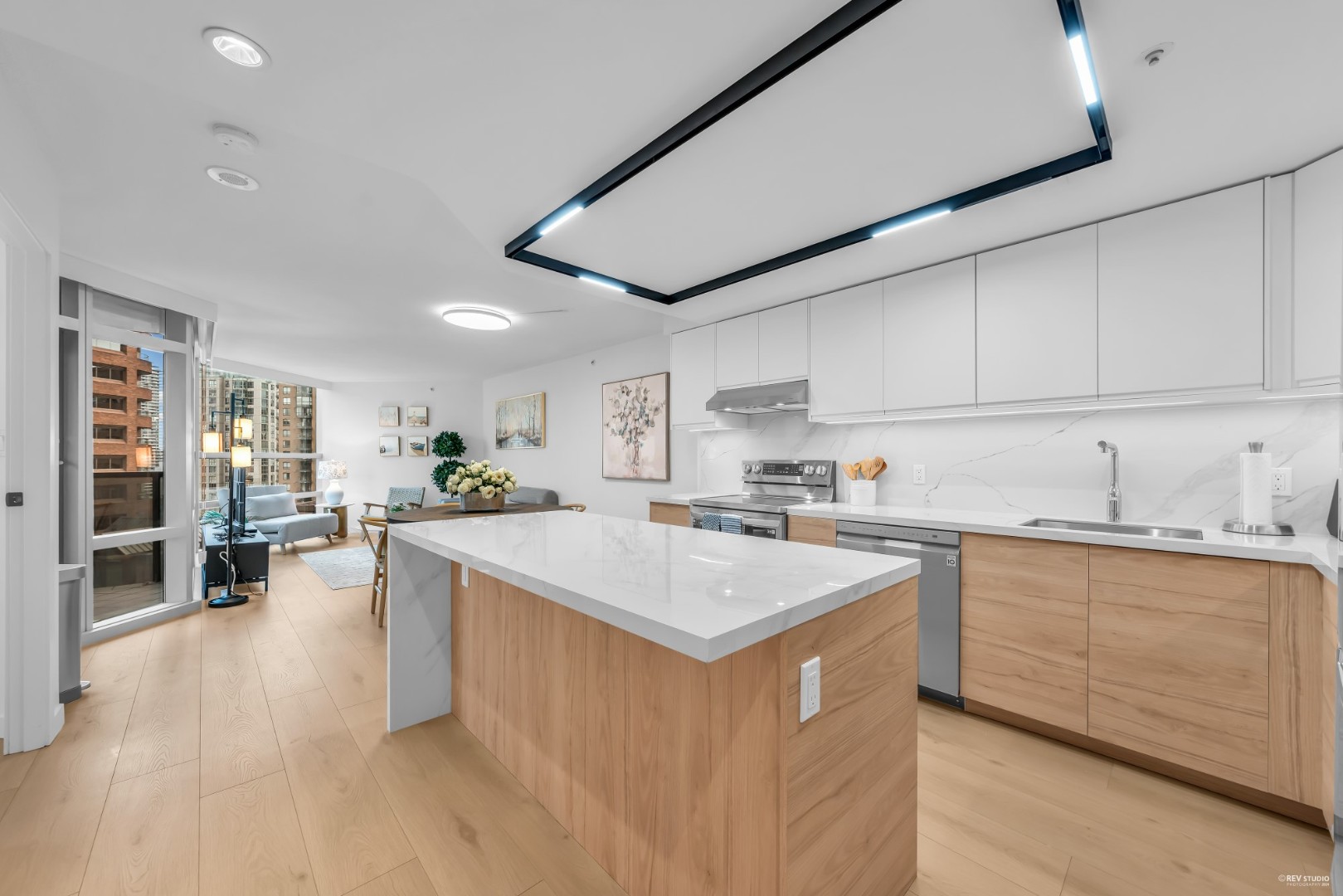 seabird-and-stone-or-bright-and-modern-2-bdrm-condo/