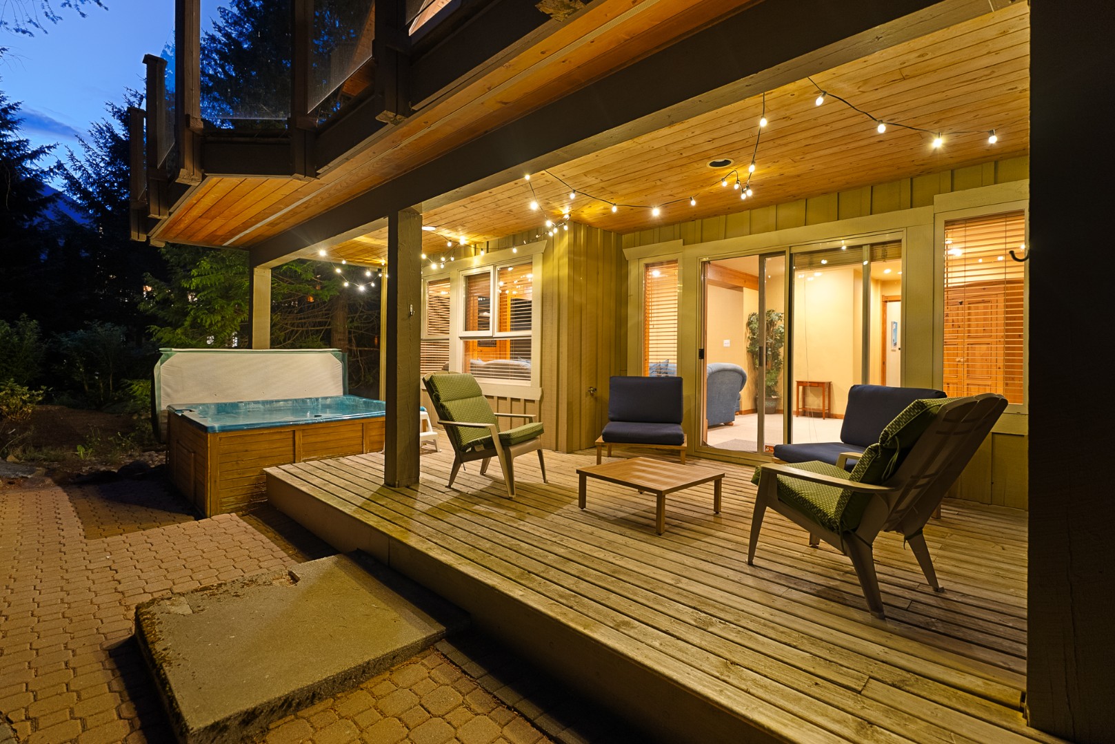 Marmot's Meadow Chalet: Tranquil 14th Fairway