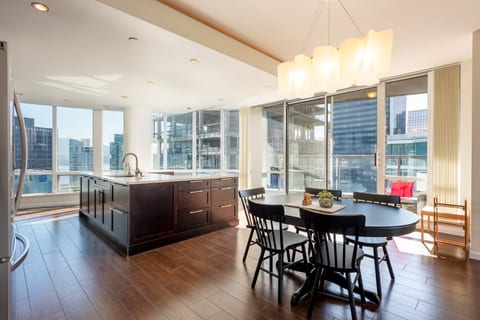 Pelican's Peak Sub Penthouse Coal Harbour