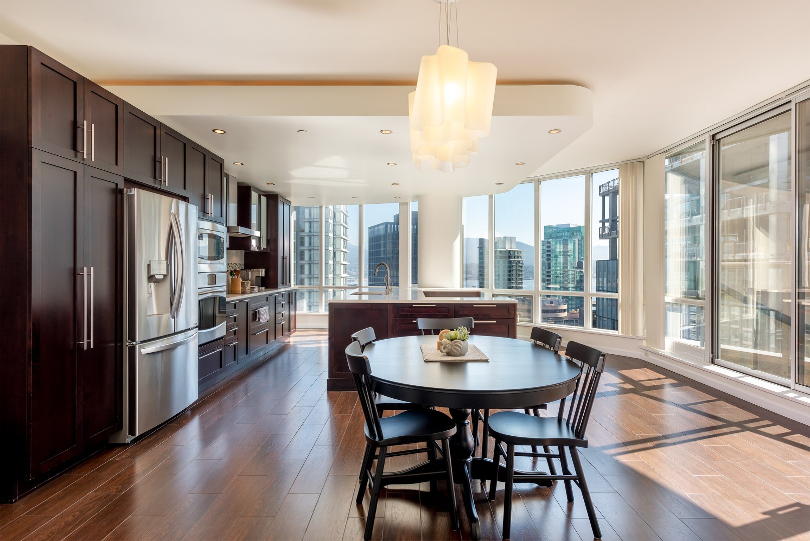 pelican's-peak-sub-penthouse/