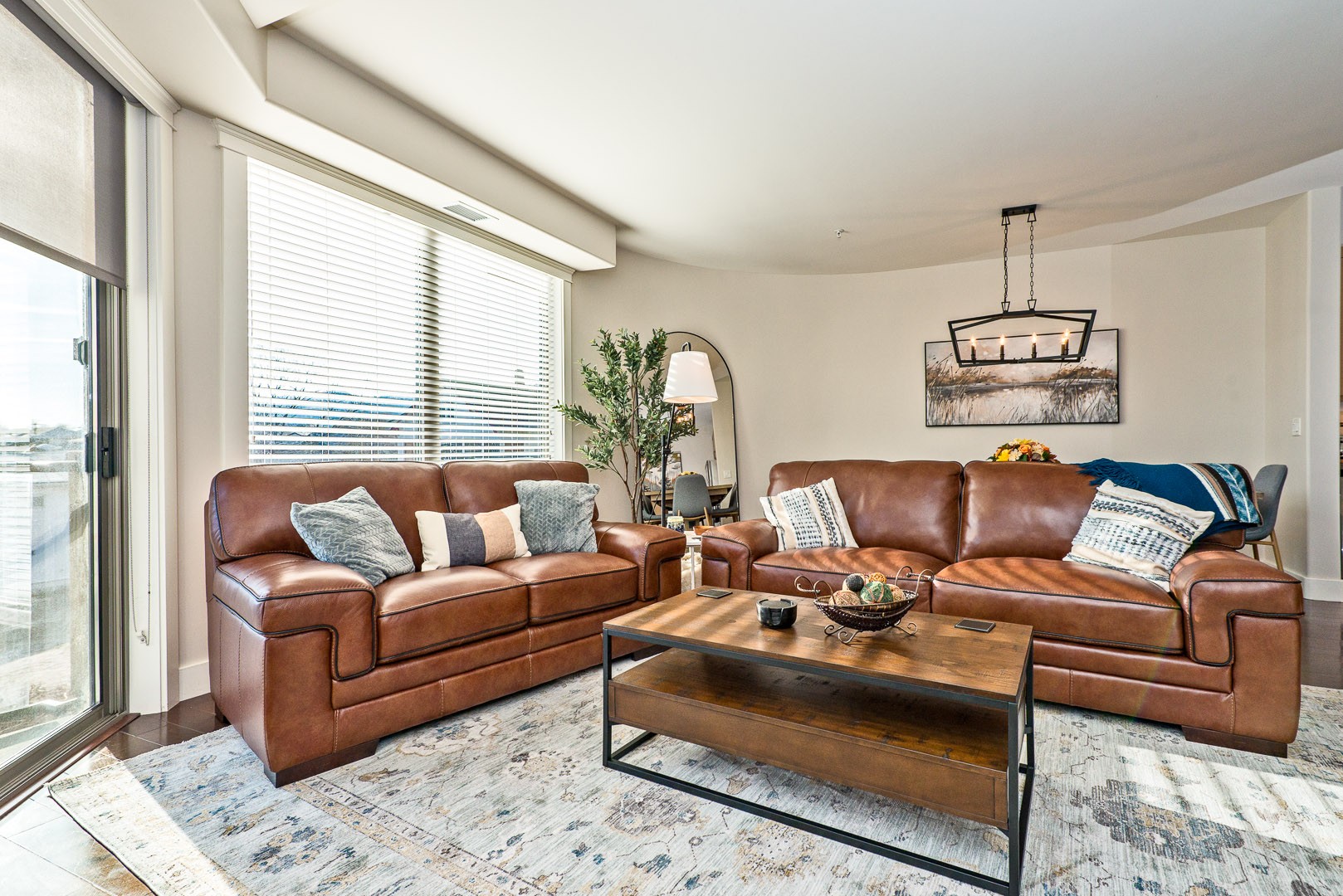 Nuthatch's Nook - Lakefront Condo