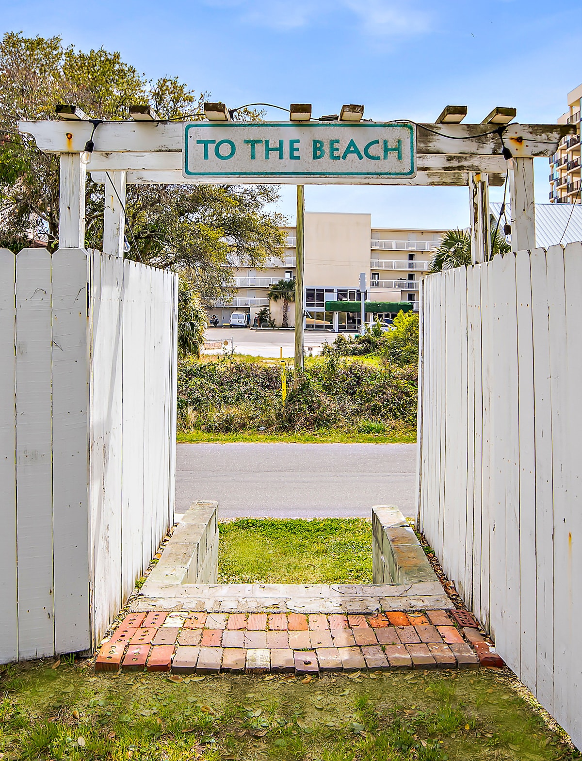 entire-pool-home-steps-to-beach/