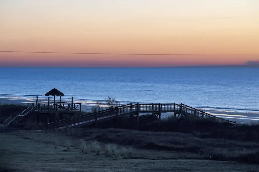 Crystal Beach - Beachfront Therapy Resort - Bolivar Peninsula