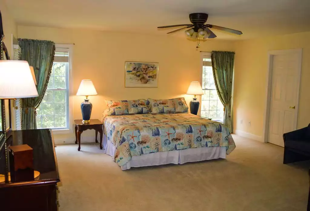 Master bedroom with HUGE closet. Master bedroom with HUGE closet. - Lake Anna Blue Sails - Mineral