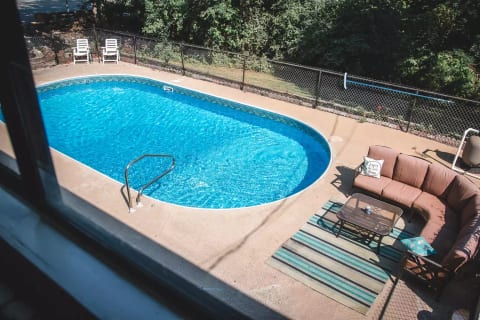 Exclusive Fenced Private Pool Accessible from the End of May to US Labor Day.