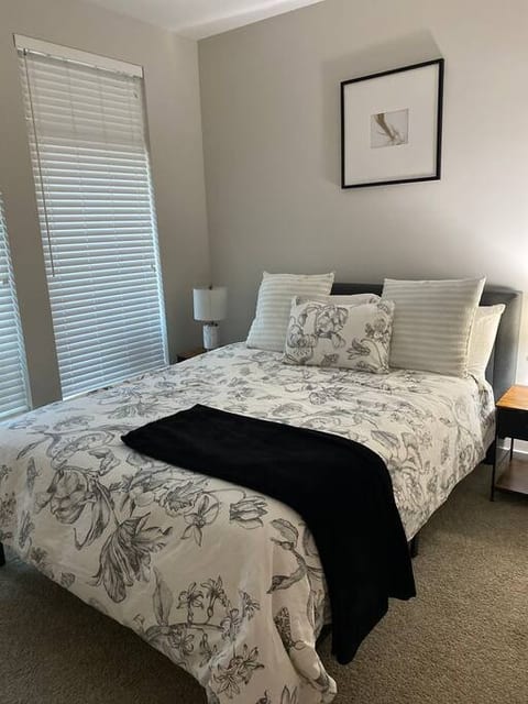 Comfy quality queen size bed