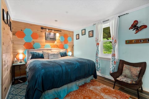 Climb On Inn ~APT 1- Explore Comfort & Nature -RRG