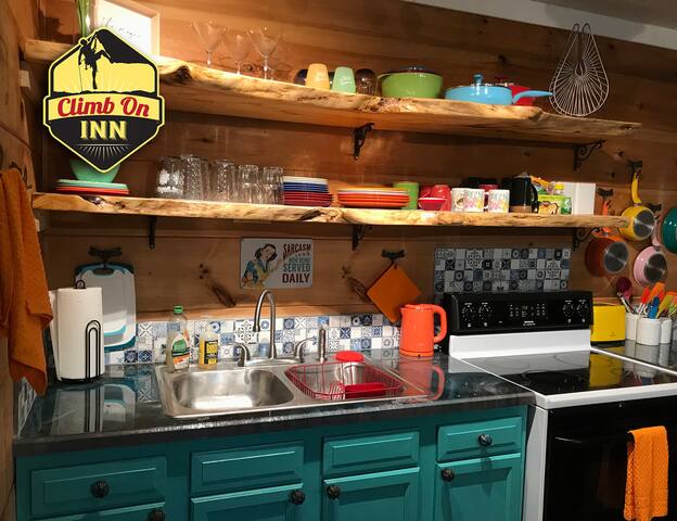 Climb On Inn ~APT 1- Explore Comfort & Nature -RRG