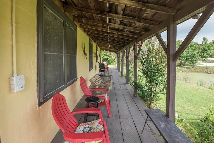 Climb On Inn ~APT 1- Explore Comfort & Nature -RRG