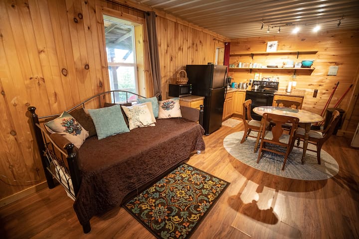 CLIMB ON INN Whole Property~ RRG-Family Reunion