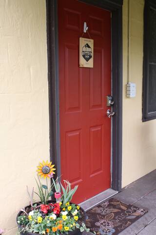 CLIMB ON INN Whole Property~ RRG-Family Reunion
