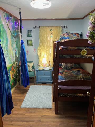 CLIMB ON INN Whole Property~ RRG-Family Reunion