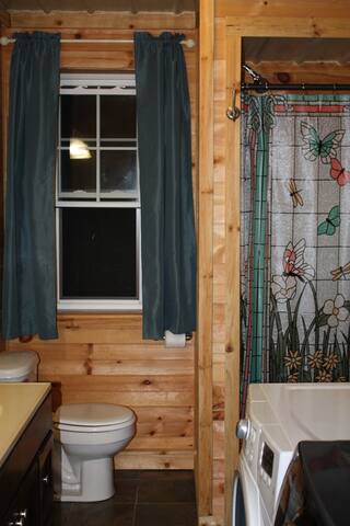 CLIMB ON INN Whole Property~ RRG-Family Reunion