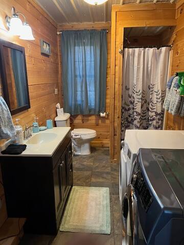 CLIMB ON INN Whole Property~ RRG-Family Reunion