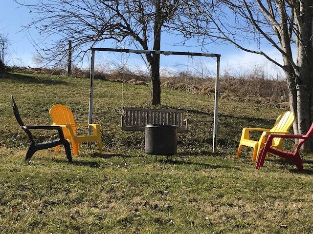 Climb On Inn- RRG-3 BR & 2 BA- Outdoor Paradise