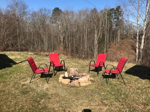 Climb On Inn- RRG-3 BR & 2 BA- Outdoor Paradise