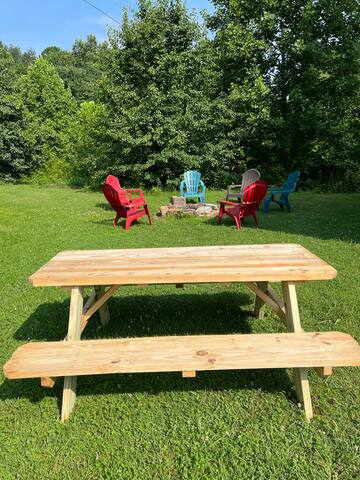 Climb On Inn- RRG-3 BR & 2 BA- Outdoor Paradise