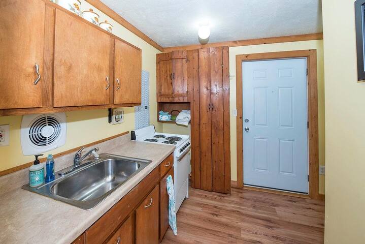 Climb On Inn- RRG-3 BR & 2 BA- Outdoor Paradise