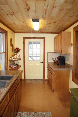 Climb On Inn- RRG-3 BR & 2 BA- Outdoor Paradise
