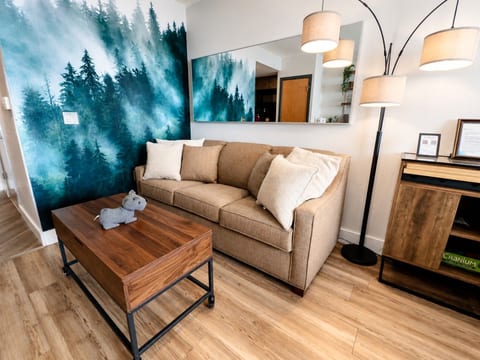 Expedition Station 326 Village Super Cute Studio WiFi Slopeside CLEAN!