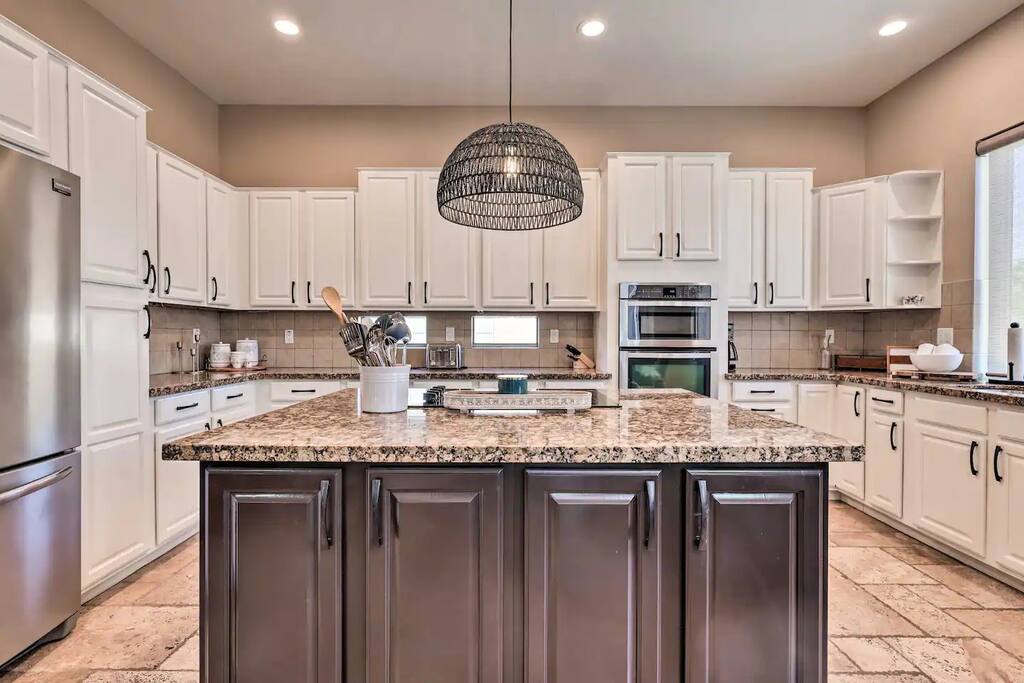 Fully stocked kitchen