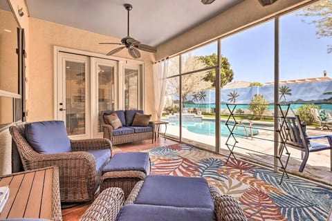 Peaceful Oasis Retreat with a Gorgeous Backyard!
