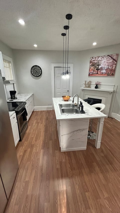 Charming Stay Near Mercer U