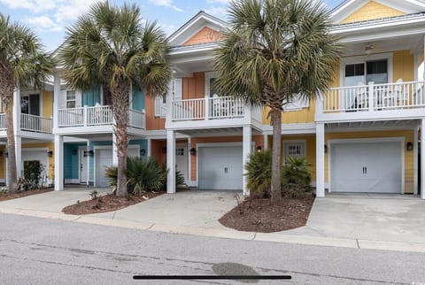 Renovated North Beach Resort Villa with Amenities!