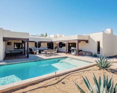 Scottsdale Heated Pools Palms Sleeps 14 Oasis