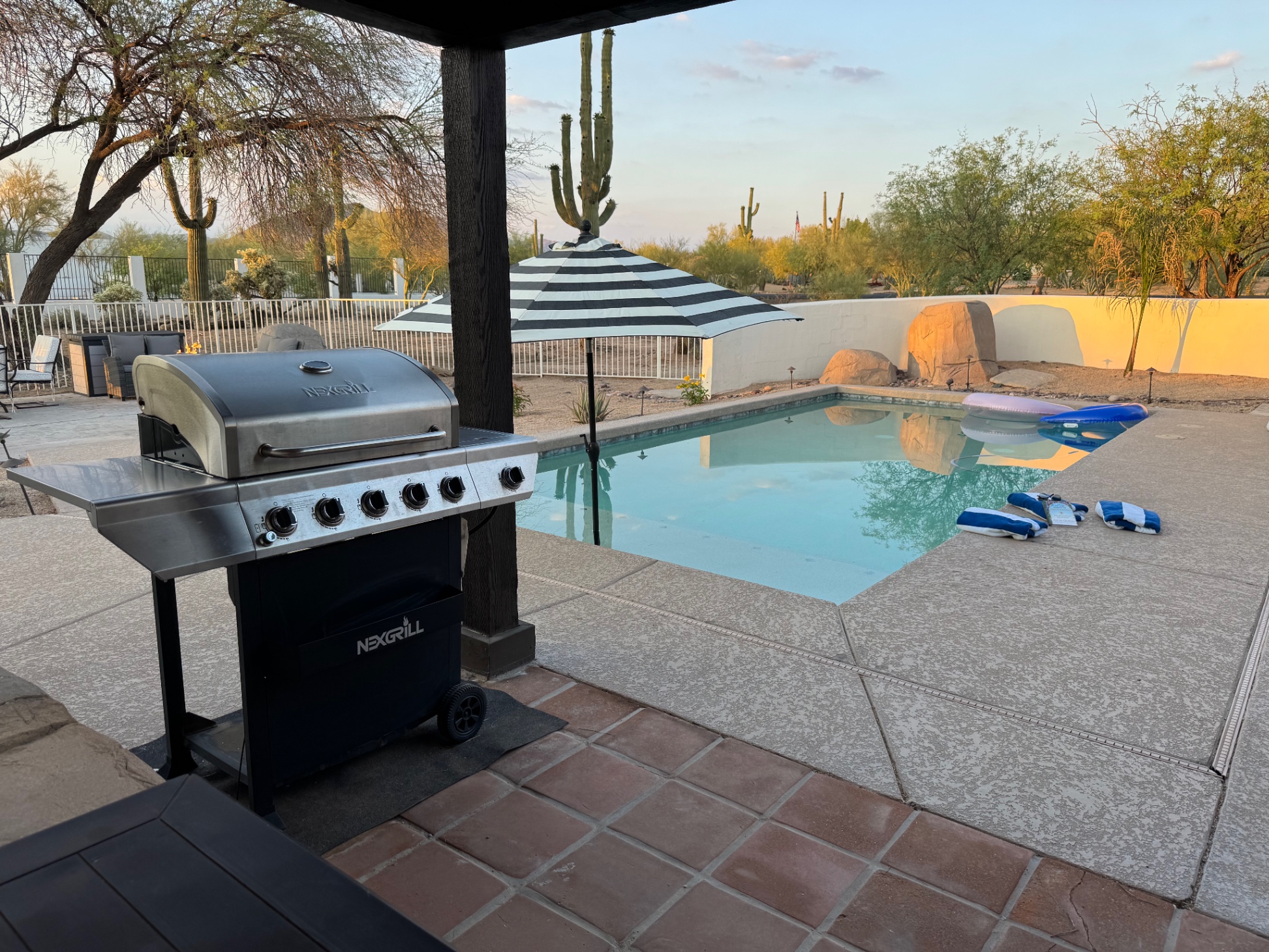 Scottsdale Heated Pools Palms Sleeps 14 Oasis